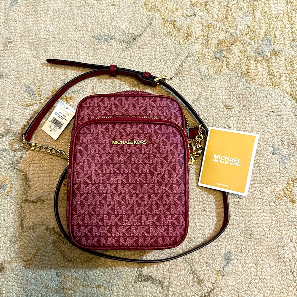 Michael Kors cross body - jet set travel - mulberry